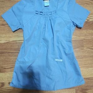 Scrubs top xs